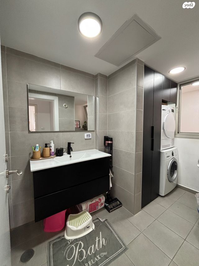 דירה, ז'בוטינסקי, רעננה