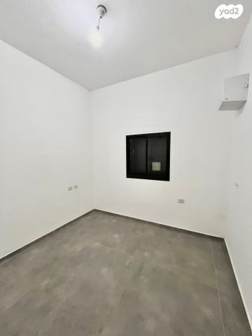 גג/ פנטהאוז, ליבנה, יצחק שמיר, נהריה