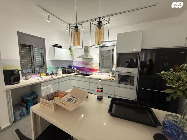 דירת גן, קרית ביאליק