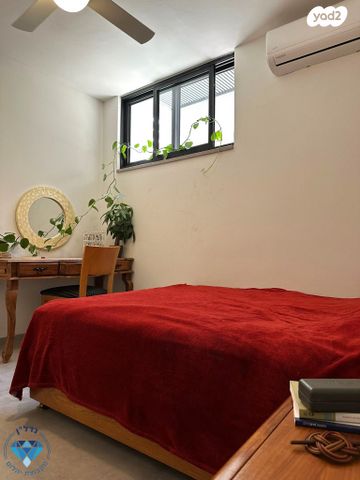 דירה, עצמאות, מרכז מזרחי, נס ציונה