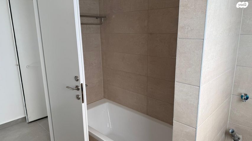 דירה, דניאל 3, ניצנה, בת ים