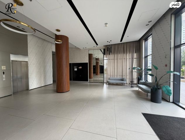 דירה, מתחם מרכזי, גני תקווה