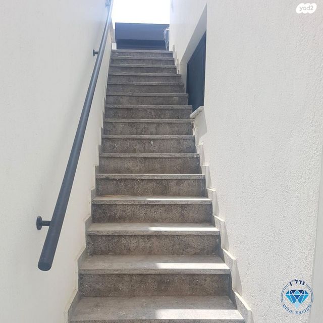 דירה, עצמאות, מרכז מזרחי, נס ציונה