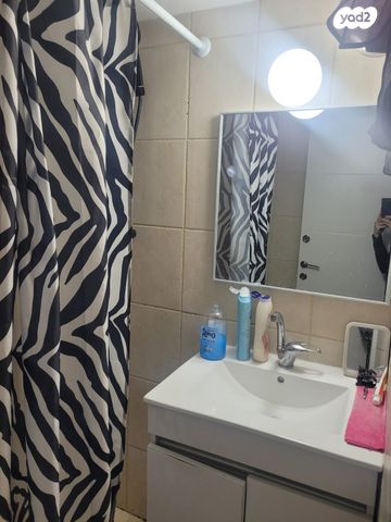 דירה, מורדי הגטאות, מרכז העיר, קרית אתא