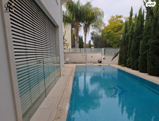 בית פרטי/ קוטג', סביון