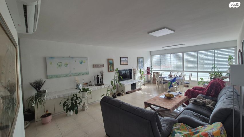 דירה, השבעה, מרכז העיר דרום, נתניה