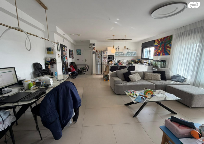 דירה, מתחם מרכזי, גני תקווה