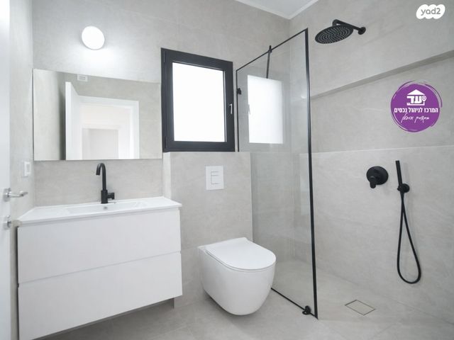 דו משפחתי, בני יהודה, קצרין