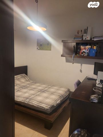 דירה, מורדי הגטאות, מרכז העיר, קרית אתא