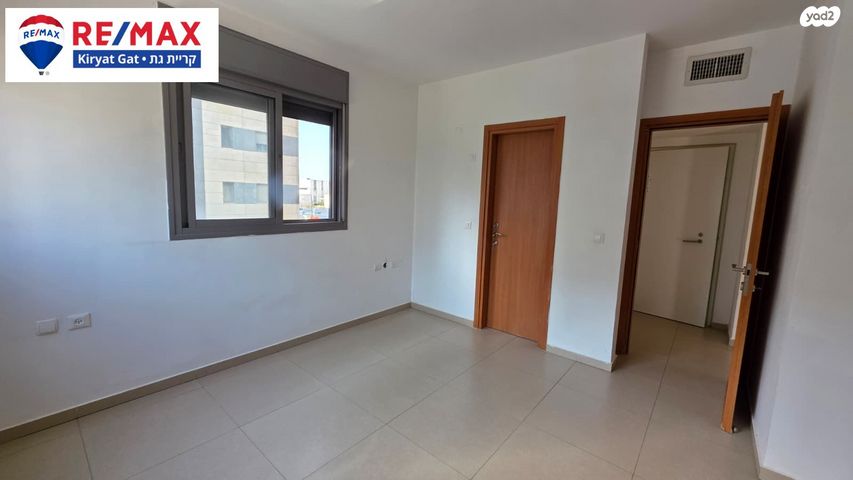 דירה, הנרייטה סאלד 63, כרמי גת, קרית גת