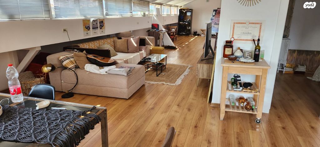 דירה, אמזלג, נווה צדק, תל אביב יפו