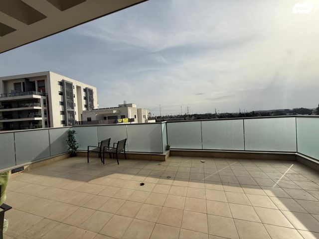 גג/ פנטהאוז, נווה יהושע, נווה יהושע, ערמונים, רמת גן