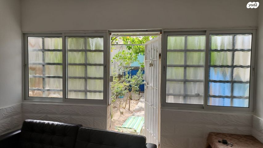 דירת גן, קרית ים