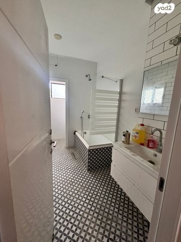 דירת גן, תל אביב יפו