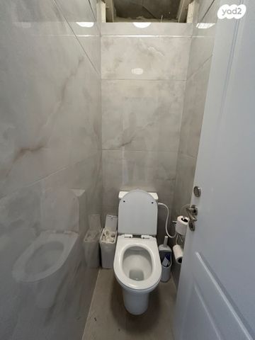 דירה, הרא"ה 270, אזור הבילויים, רמת גן