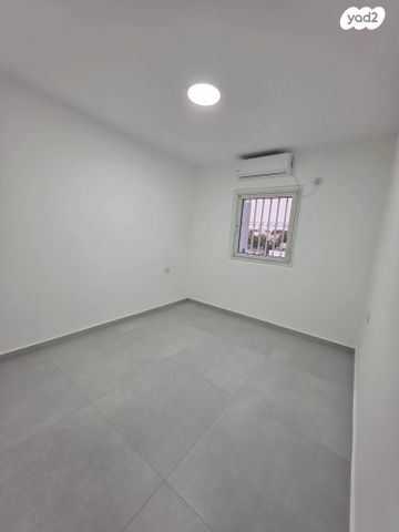 דירה, אהרון לובלין 33, גני אביב, לוד