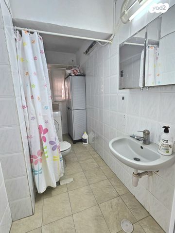 דירת גן, פנחס רוטנברג 40, אזור הבילויים, רמת גן