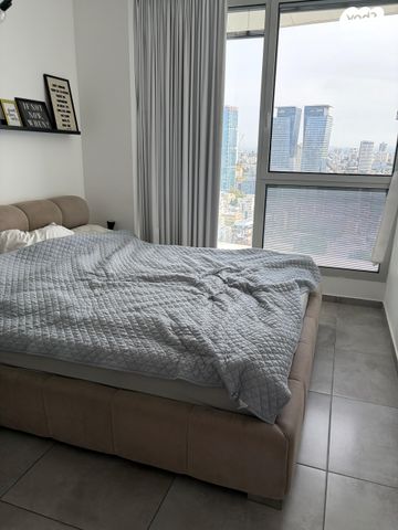 דירה, גרציאני יצחק 6, גני שרונה, קרית הממשלה, תל אביב יפו