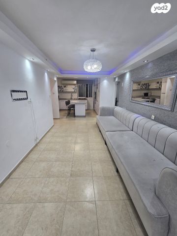 דירה, יורדי הסירה, רובע ב', אשדוד