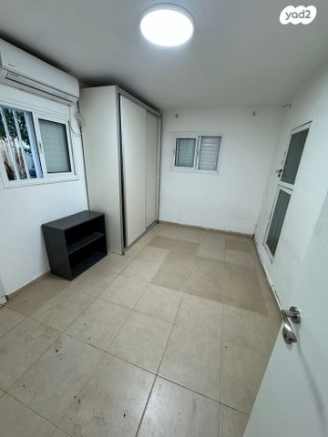 דירת גן, שלמה המלך, דרום מערב ותיק, בת ים