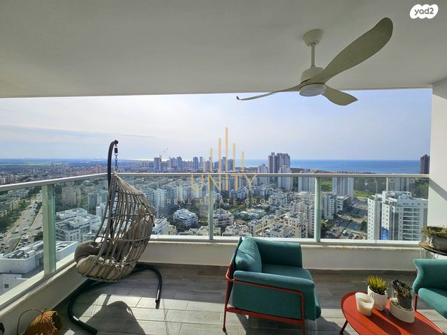 דירה, אגמים, נתניה