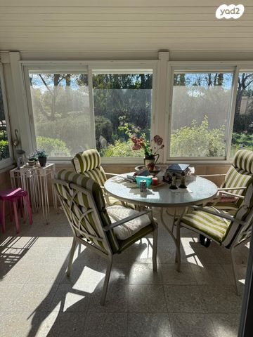 משק חקלאי/ נחלה, אמת המים, ציפורי