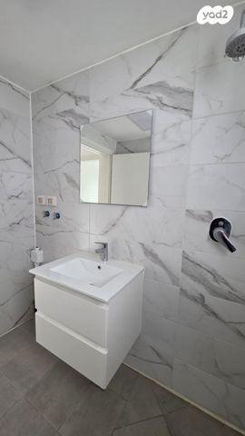 דירה, מירון 2, נווה שאנן, תל אביב יפו