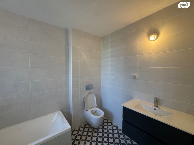 דירה, ביאליק, לב העיר, בת ים