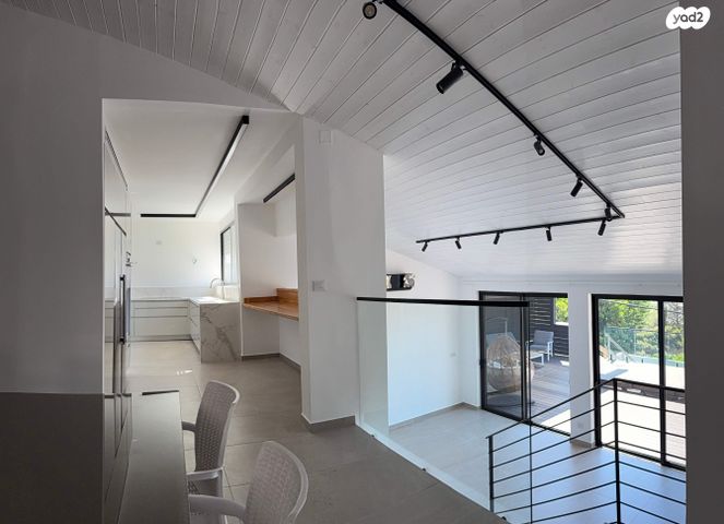 בית פרטי/ קוטג', האיריסים, נוף העמק, יקנעם עילית