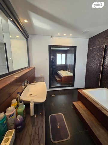 דירה, הנביאים 58, דרום מערב ותיק, בת ים