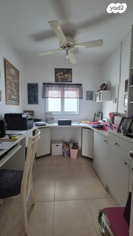 דירה, השבעה, מרכז העיר דרום, נתניה