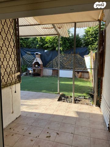 דירת גן, ביאליק דרום, קרית ביאליק