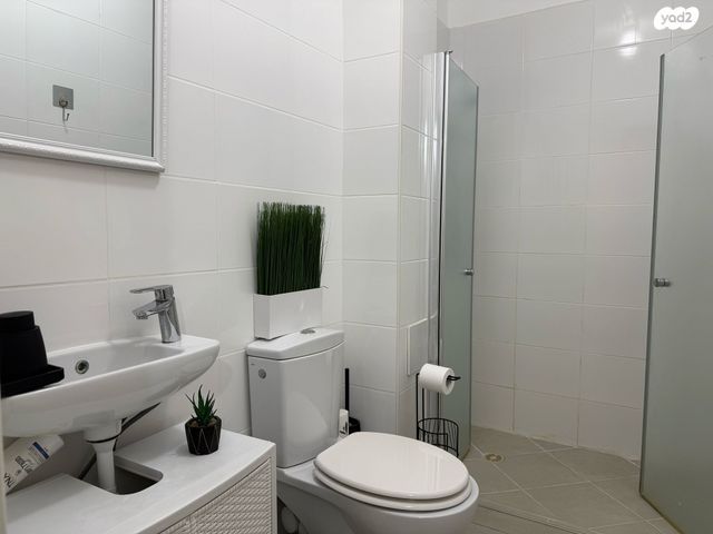 דירה, הנחשול, נאות רבין, יבנה