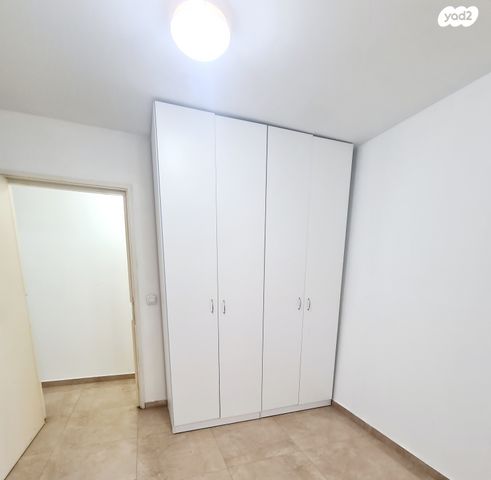 דירה, בת שוע, נגבה, רמת גן