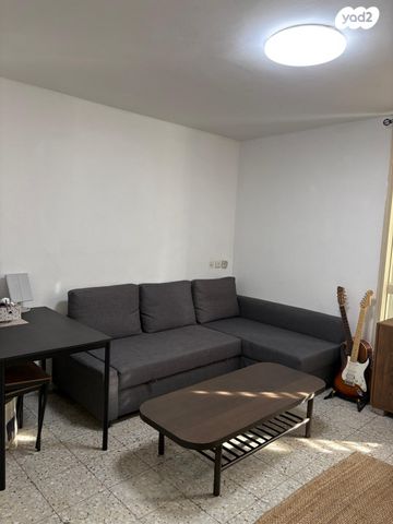 דירה, הדר, הרצליה הירוקה, נווה עובד, הרצליה