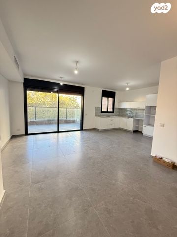 דירה, צה"ל 28, רמת ורבר, פתח תקווה