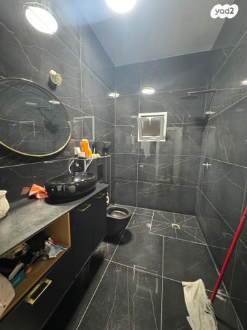 גג/ פנטהאוז, עוזיהו, רובע ג', אשדוד