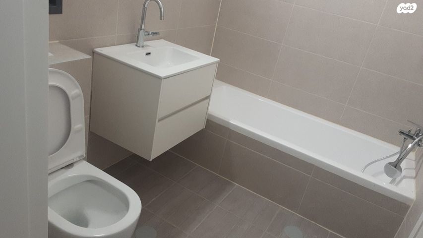 דירה, רמת יורם, נתיבות