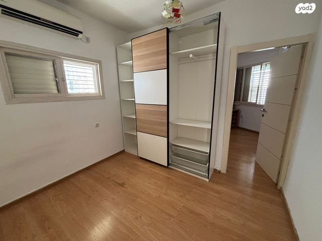 דירה, סירקין, פועלי הרכבת, גבעתיים