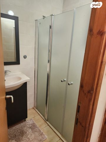 דירה, ש"י עגנון, קרית אליעזר, חיפה