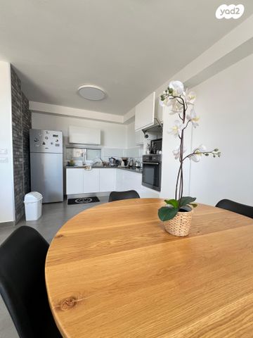 דירה, דרך בן גוריון, בת ים