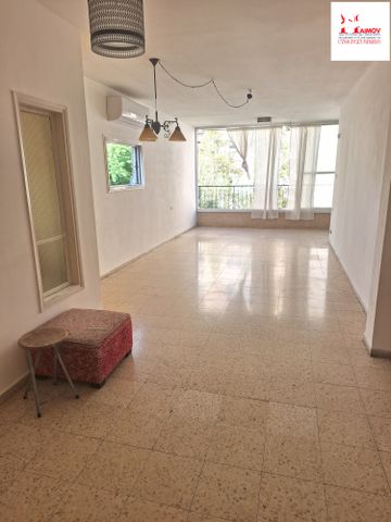 דירה, מרום נווה, רמת יצחק, רמת גן