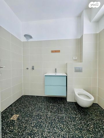 דירה, תוצרת הארץ, נחלת יצחק, תל אביב יפו