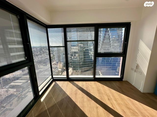 דירה, תוצרת הארץ, נחלת יצחק, תל אביב יפו