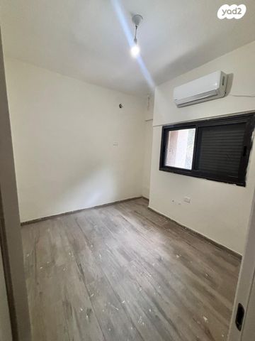 דירת גן, תל אביב יפו