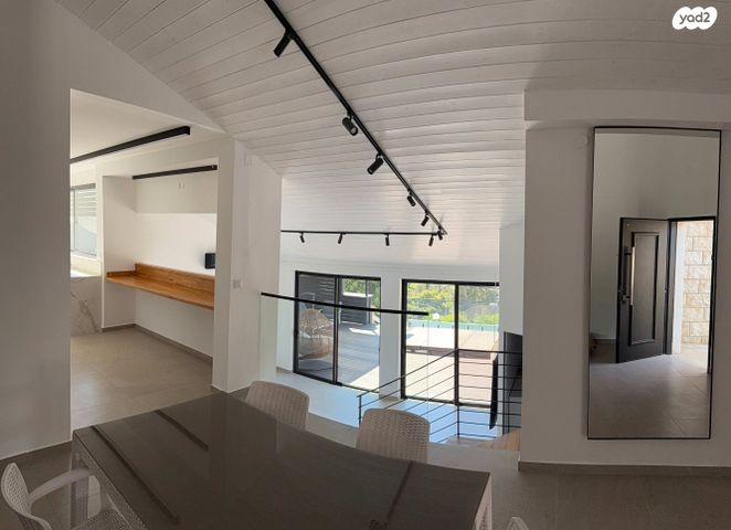 בית פרטי/ קוטג', האיריסים, נוף העמק, יקנעם עילית