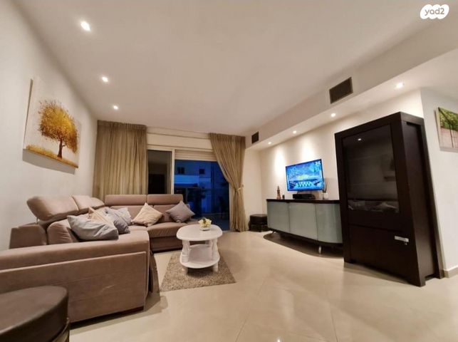 דירה, אבני חן, אילת