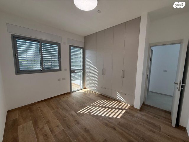 דו משפחתי, המושבה הגרמנית, גדרה