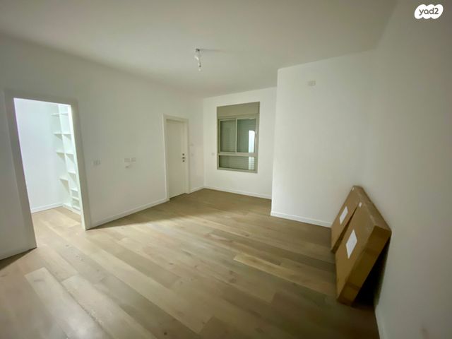 גג/ פנטהאוז, קלאוזנר, מרכז דרום, רעננה