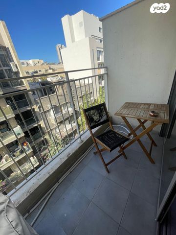 דירה, נחלת בנימין, פלורנטין, תל אביב יפו